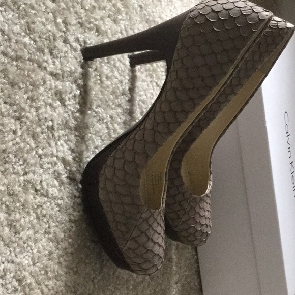 Women’s shoes - Picture 5 of 8